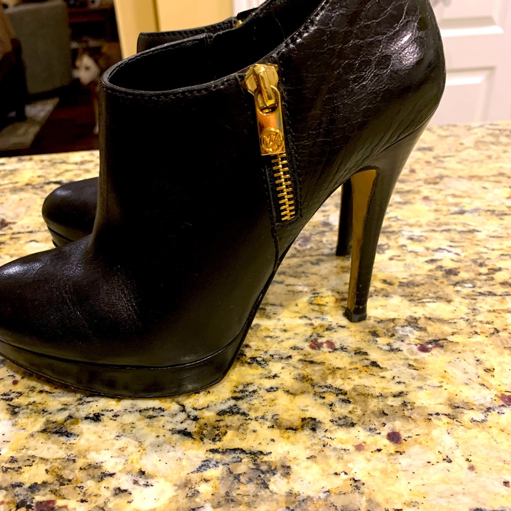 Michael Kors shoes, size 6 1/2, black